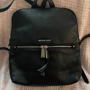 Lowish Start🔥Michael Kors Black Pebbled Leather Backpack